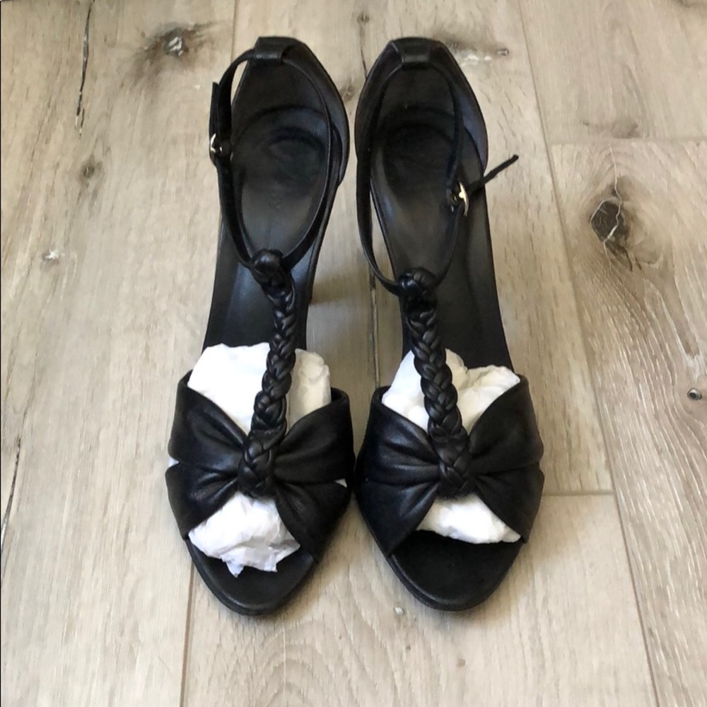 DKNY genuine leather braided heel black size 6 1/2